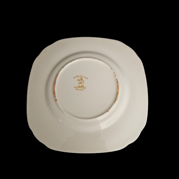 Sutherland China England 5.5" Floral Bone China Saucers Set of 4 Vintage - Picture 2 of 3